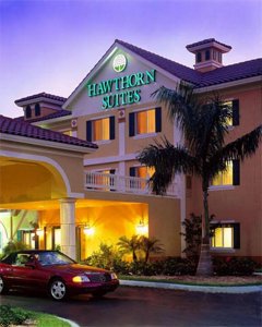 Hawthorn Suites - Naples (Pine Ridge)