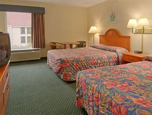 Baymont Inn & Suites Orlando - Universal Studios