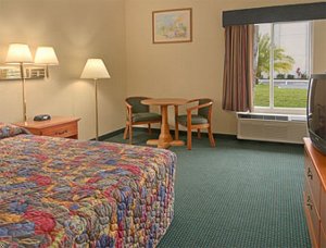 Baymont Inn & Suites Orlando - Universal Studios