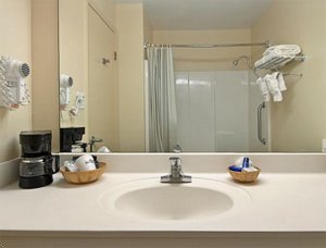 Baymont Inn & Suites Orlando - Universal Studios