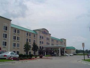 Baymont Inn & Suites Dekalb