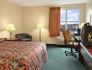 Baymont Inn & Suites Detroit/Novi-Wixom