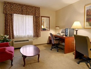 Baymont Inn & Suites Grand Rapids Airport