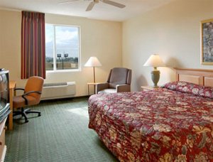 Baymont Inn & Suites Miami Airport West