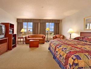 Baymont Inn & Suites Plymouth