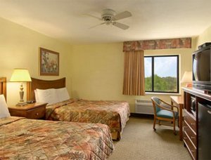 Baymont Inn & Suites Arlington Near Six Flags Drive