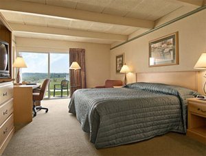 Baymont Inn & Suites Lake Of The Ozarks