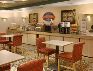 Baymont Inn & Suites Knoxville