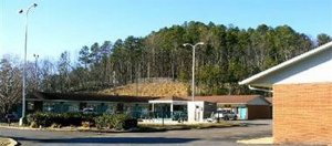 Best Value Inn - Anniston