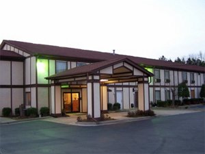 Americas Best Value Inn & Suites