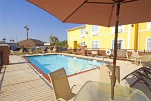 Best Western Sherwood Inn & Suites