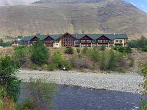 Best Western Salmon Rapids Lodge