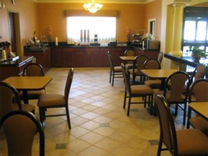 Best Western Henrietta Inn & Suites