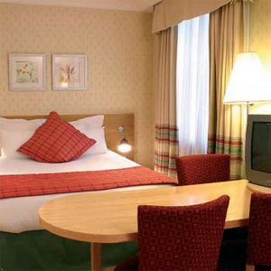 Best Western Paddington Court Hotel & Suites