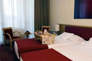 Best Western Farnese International Hotel