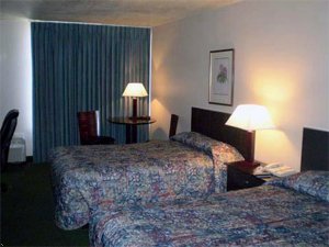 Clarion Hotel Bakersfield