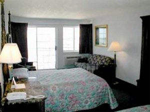 Clarion Hotel Mackinaw City