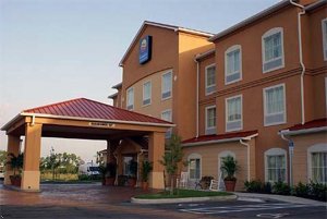 Comfort Inn & Suites