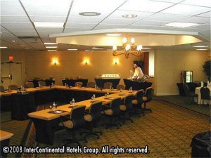 Crowne Plaza Hotel Somerset-Bridgewater