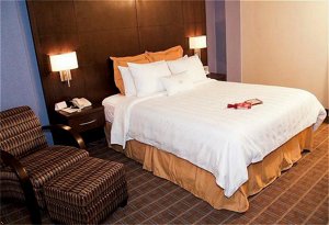 Crowne Plaza Hotel Toronto Airport