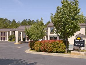 Raeford-Days Inn