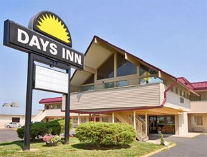 Days Inn - Coralville