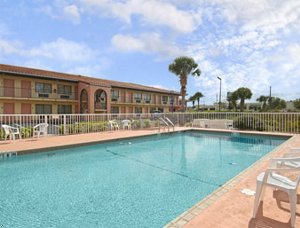 Orlando Days Inn East At University Of Central Florida