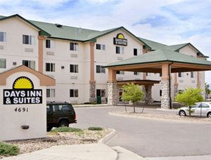 Castle Rock Days Inn & Suites