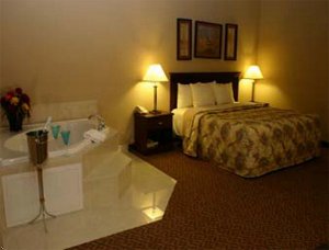 Days Inn & Suites Lakeland