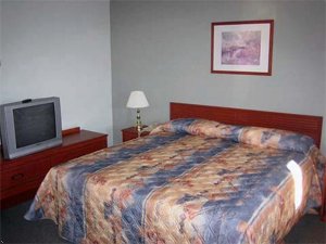 Econo Lodge Inn & Suites Cranbrook