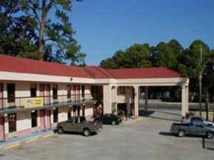 Econo Lodge Panama City