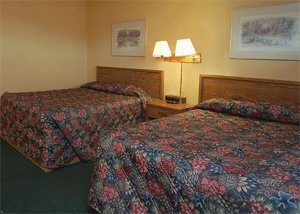 Econo Lodge Pratt