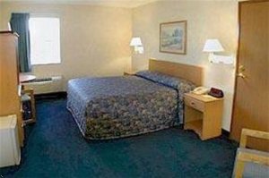 Econo Lodge Lake Of The Ozarks