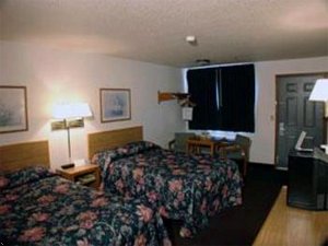 Econo Lodge Grand Forks