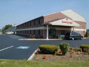 Econo Lodge South