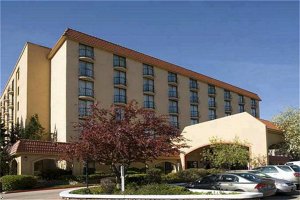 Embassy Suites Hotel Denver-Southeast (Hampden Avenue)