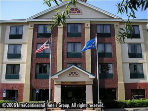 Holiday Inn Express Alpharetta (Windward Pkwy), Ga