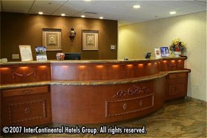 Holiday Inn Express Hotel & Suites Boston - Marlboro