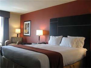 Holiday Inn Express Hotel & Suites Chowchilla Northeast