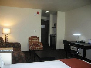 Holiday Inn Express Hotel & Suites Chowchilla Northeast