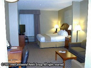 Holiday Inn Express Hotel & Suites Cedar Rapids-I-380 @ 33rd Ave,