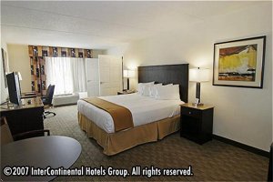 Holiday Inn Express Hotel & Suites Columbus At Northlake