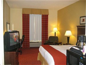 Holiday Inn Express Hotel & Suites Clewiston