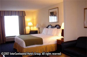 Holiday Inn Express Hotel & Suites Dothan North