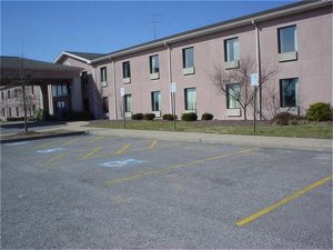 Holiday Inn Express Hotel & Suites Draffenville, Kentucky