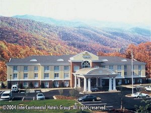 Holiday Inn Express Hotel & Suites Dillsboro, Nc