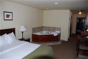 Holiday Inn Express Hotel & Suites El Dorado, Ks