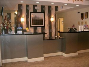 Holiday Inn Express Hotel & Suites Elizabethtown