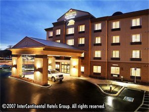 Holiday Inn Express Hotel & Suites Eugene