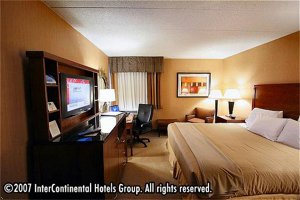 Holiday Inn Express Fairfax - Arlington Boulevard